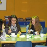 Au petit-déjeuner 03